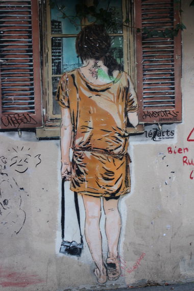 Graffiti Street Art in Paris - Photo by Strayfx