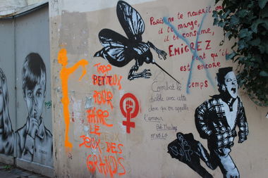 Graffiti Wall in Paris - Photo by Strayfx