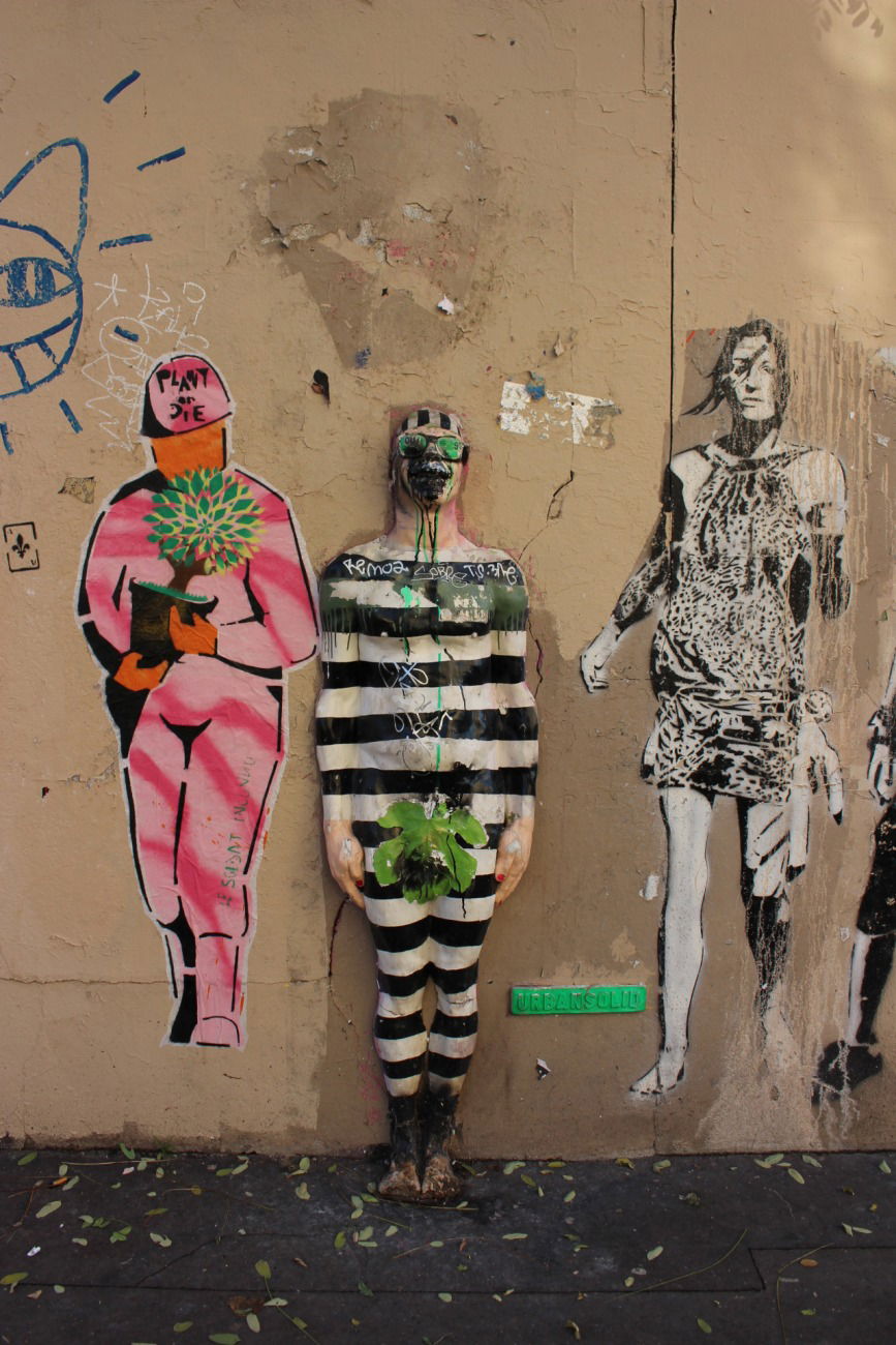 Graffiti Wall in Paris - Photo by Strayfx