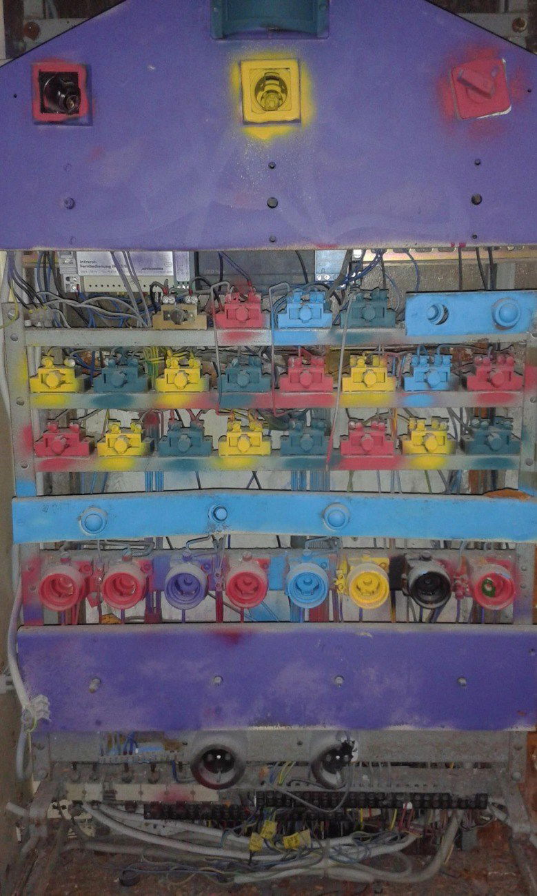 Graffiti Wall in Berlin - Photo by Strayfx - abandoned, berlin