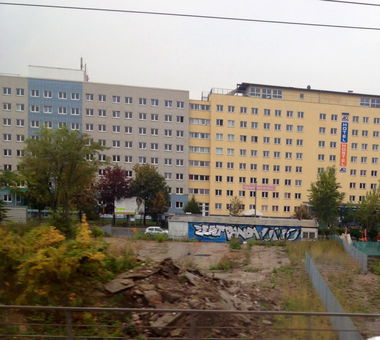 Graffiti Bombing in Dresden - Photo by Streetlover - Zeat, Panda, UNO (2013)