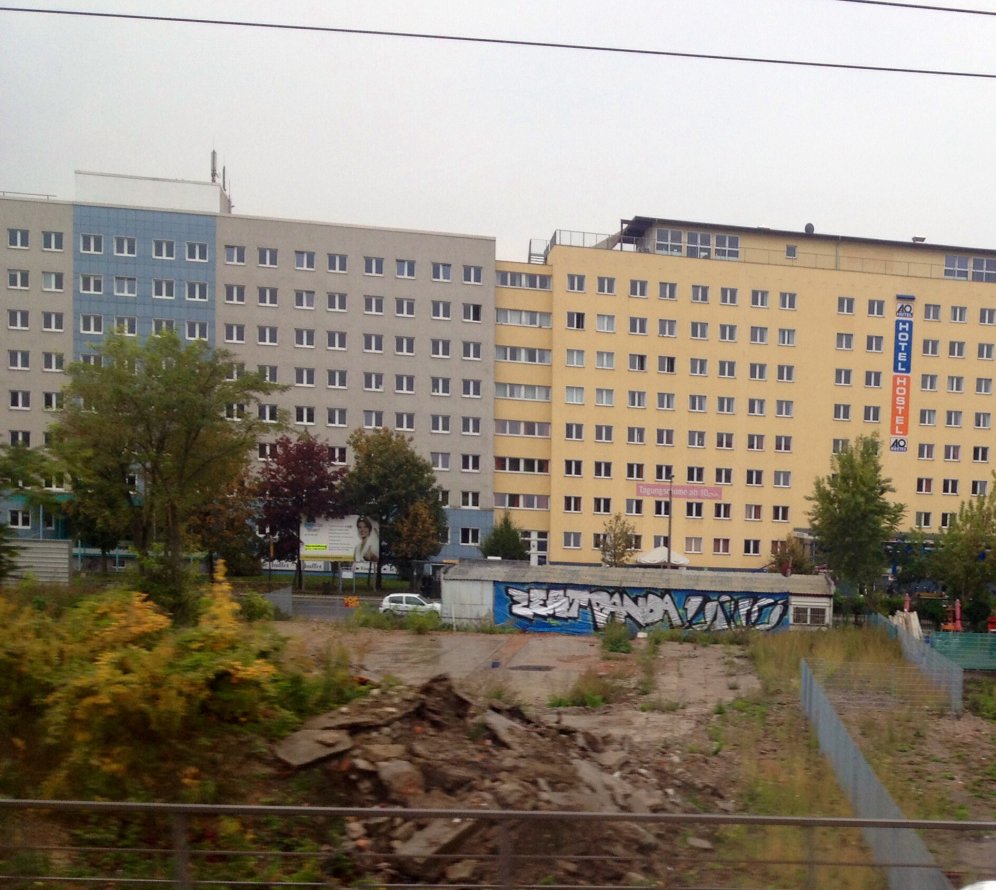 Graffiti Bombing in Dresden - Photo by Streetlover - Zeat, Panda, UNO (2013)