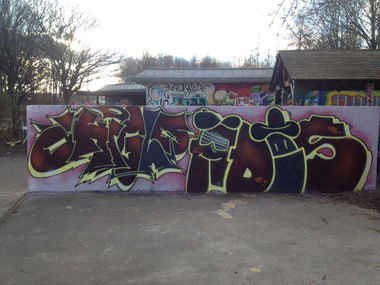 Graffiti Wall - Photo by Streetlover - Dresden, ohigho, ados (2014)