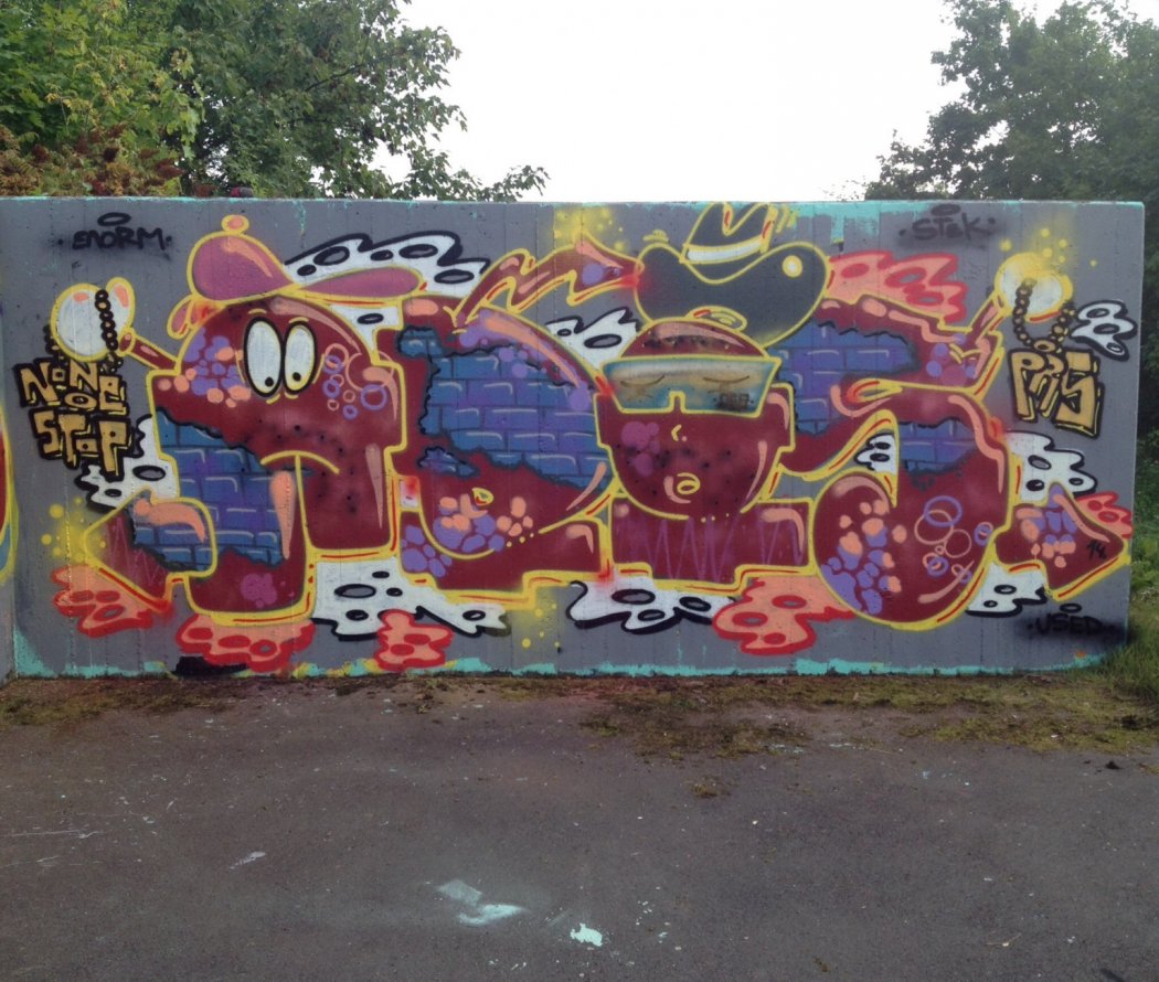 Graffiti Wall in Dresden - Photo by Streetlover - PRS, ogb, ados (2014)
