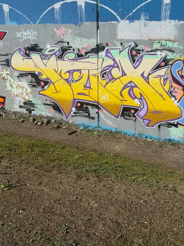 Graffiti Wall - Photo by Streetviewspo