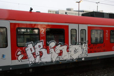 Graffiti Train - Photo by Stuggi123 - Prino