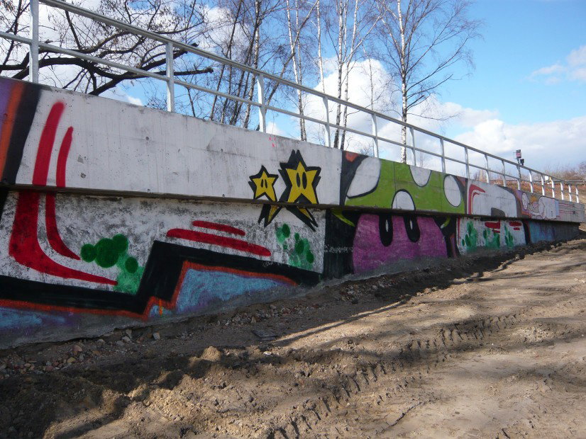 Graffiti Wall - Photo by StyleCanon - 1UP