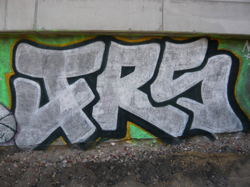 Graffiti Bombing - Photo by StyleCanon