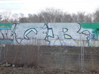 Graffiti Bombing - Photo by StyleCanon - QB