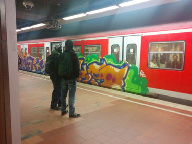 Graffiti Train in Hamburg - Photo by Suio - GFK, Hamburg, train (2014)