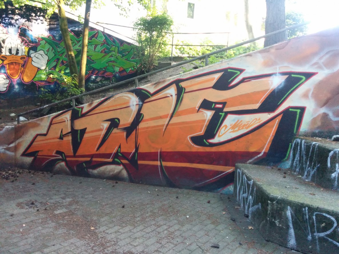 Graffiti Wall in Hamburg - Photo by Suio - Atme, Hamburg