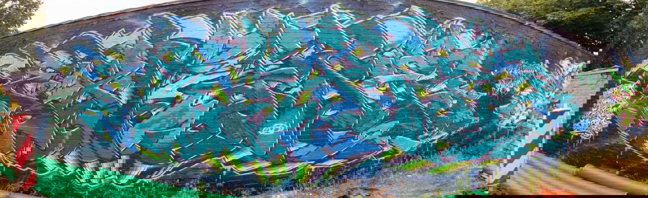 Graffiti Wall in Hamburg - Photo by Suio - Hamburg