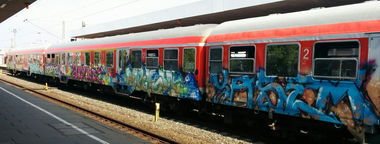 Graffiti Train - Photo by Suio - Yäsem, Mr., Tom (2014)