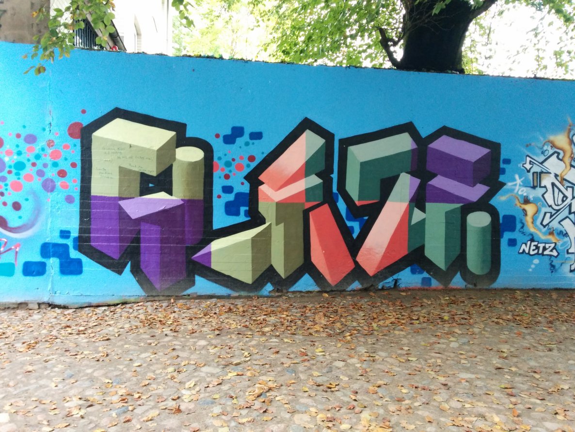 Graffiti Wall - Photo by Suio - Glaze, Hamburg