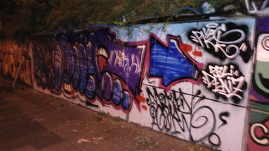 Graffiti Wall - Photo by Sunshine - zergo, Mord, igor