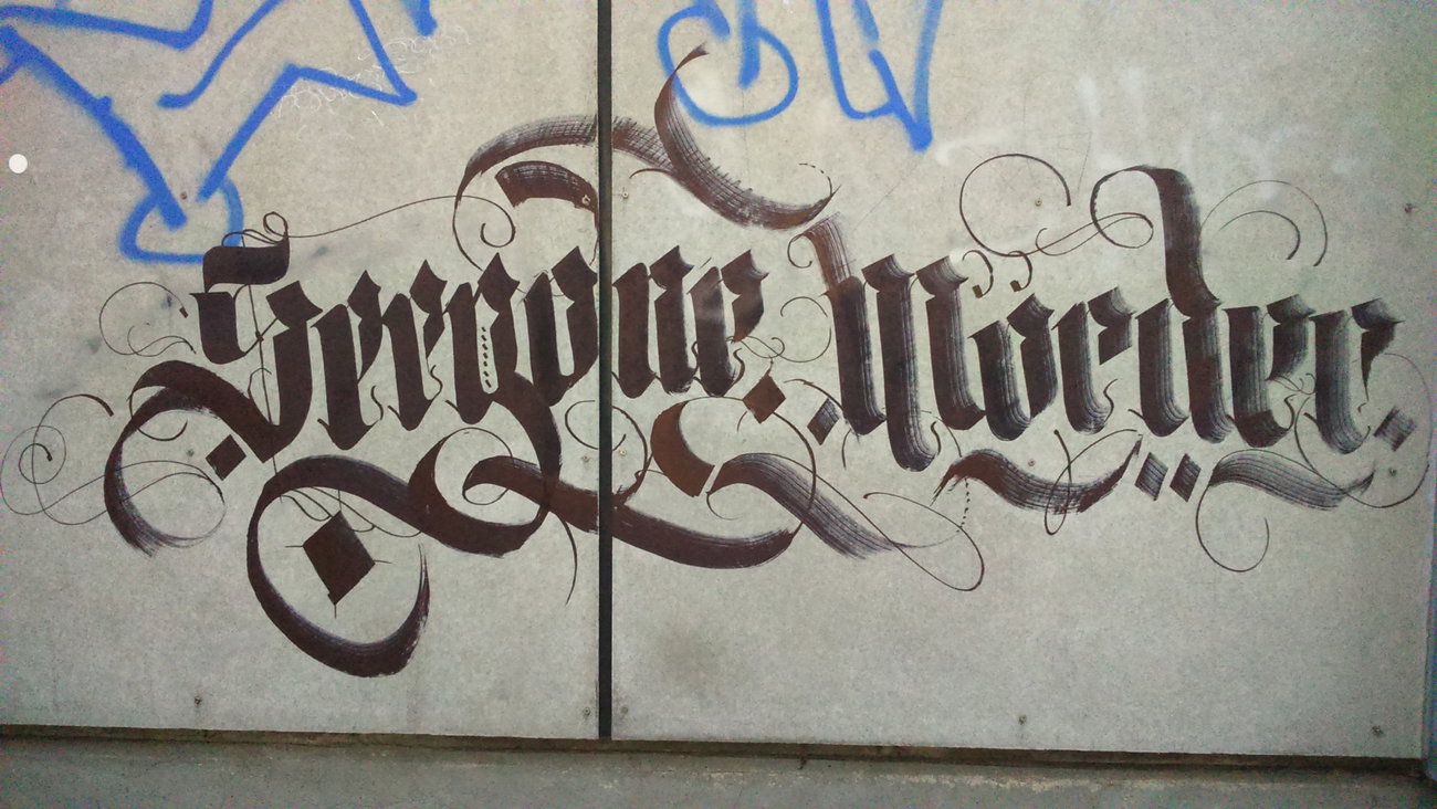 Graffiti Wall in Essen bärendelle - Photo by Sunshine - serg, mörder, mord