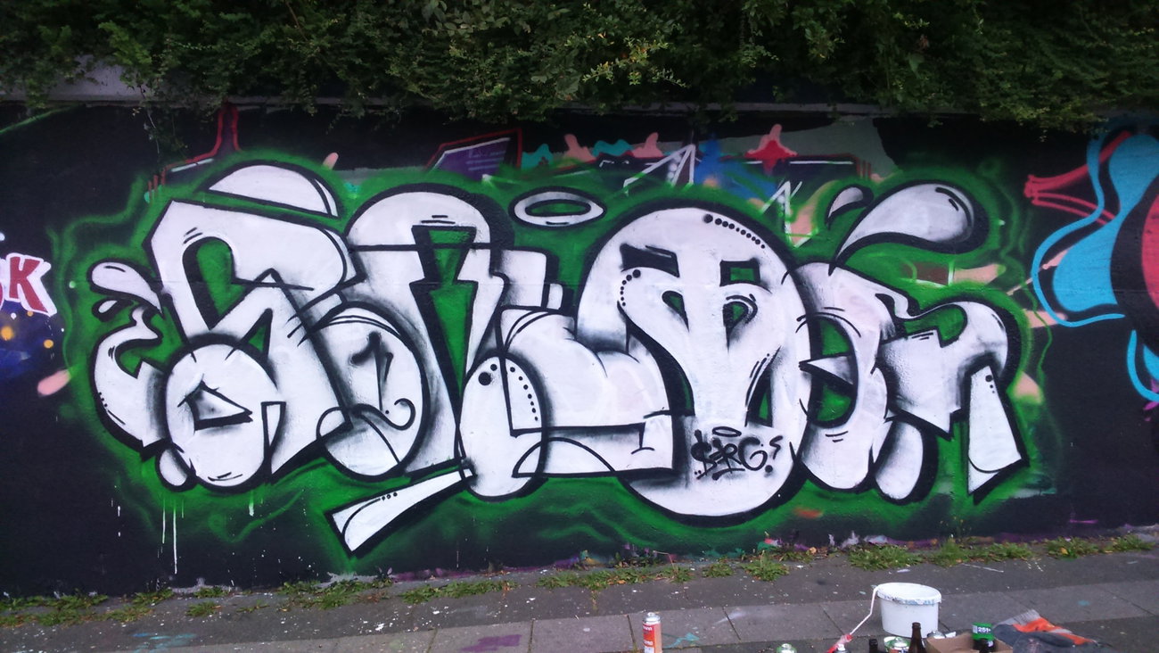 Graffiti Wall in An der donau essen nrw - Photo by Sunshine - zergo, zerg, sior