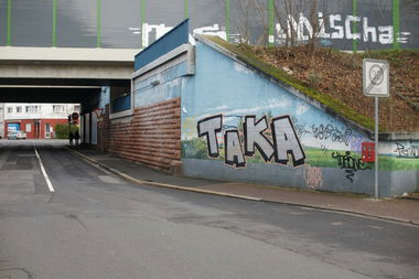 Graffiti Bombing in Frankfurt - Photo by SuperBoy1312 - taka, frankfurt