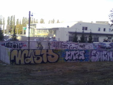 Graffiti Wall - Photo by SuperFunkyCrew