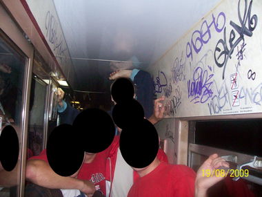 Graffiti Wall - Photo by SuperFunkyCrew - on, tour