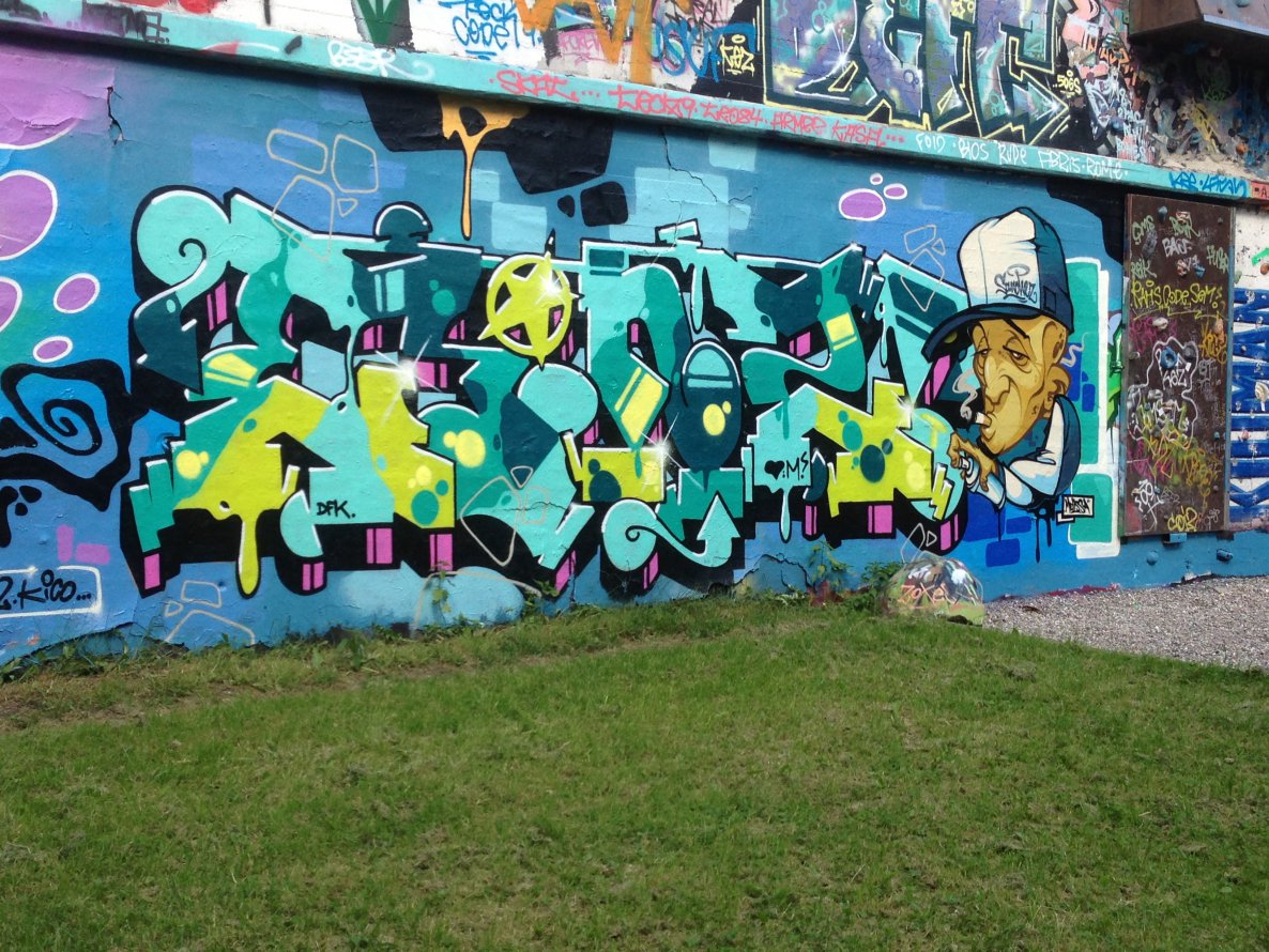Graffiti Wall - Photo by SuppenSoldat - Einz, Dfk, Hamburg (2013)