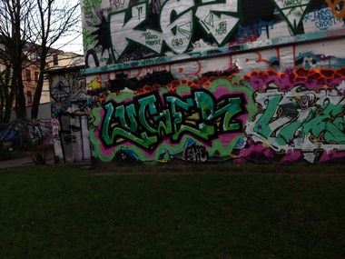 Graffiti Wall - Photo by SuppenSoldat - Luger, Ske, Hamburg (2013)