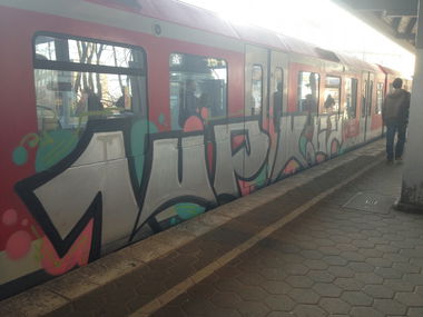 Graffiti Train in Hamburg - Photo by SuppenSoldat - 1UP, KGZ, hamburg (2014)