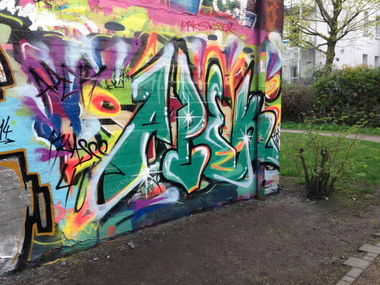 Graffiti Wall in Hamburg - Photo by SuppenSoldat - Apek, Hamburg, 2014 (2014)