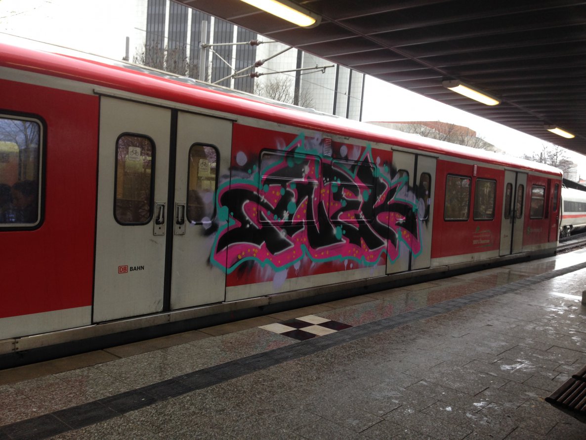 Graffiti Wall in Hamburg - Photo by SuppenSoldat - Znek, Fevr, Hamburg (2014)