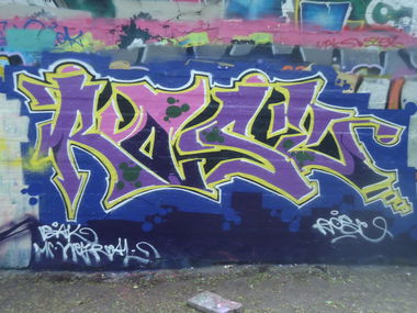 Graffiti Wall in Hamburg - Photo by SuppenSoldat - Rose, Isak, Mc (2014)