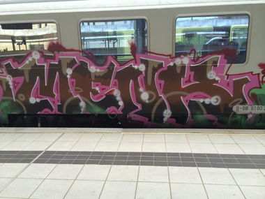 Graffiti Train in Hannover - Photo by SuppenSoldat - Menk, Hannover, 2014 (2014)