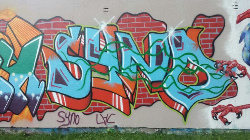 Graffiti Wall - Photo by Syno