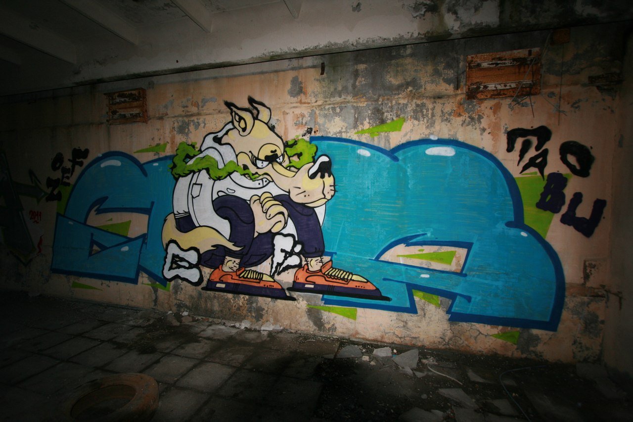 Graffiti Wall in Lviv - Photo by TABU - tabu/zefir