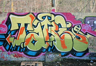 Graffiti Wall in Saverne - Photo by TARESTYLES - tare, tarestyles, kcw