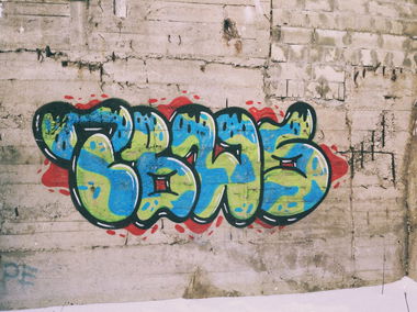 Graffiti Bombing - Photo by TBWSLAEDO - tbws (2013)