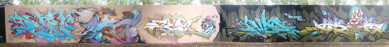 Graffiti Wall in Berlin - Photo by TI13BERLIN - jeroo, dejoe, trece (2018)