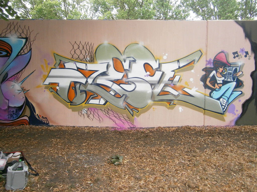 Graffiti Wall in Berlin - Photo by TI13BERLIN - Dejoe, Jeroo, Snap (2018)