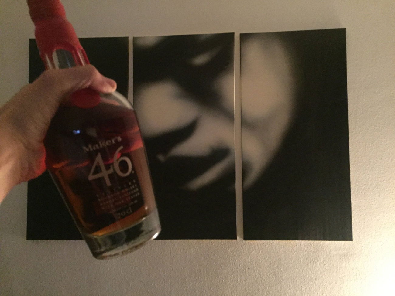 Graffiti Artwork in Berlin - Photo by TI13BERLIN - Rihanna, Sadnessvisualized (2017)