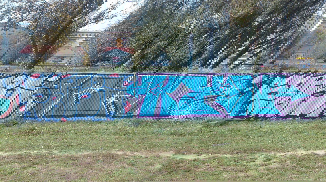 Graffiti Wall - Photo by TLENOWY - eosia, koyon, whm