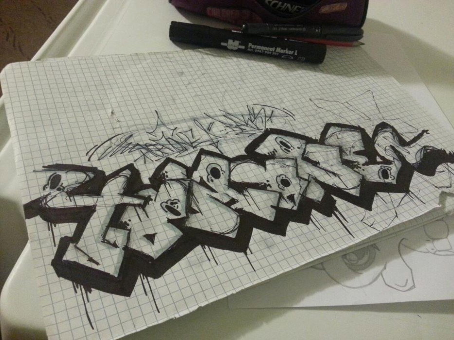 Graffiti Sketch - Photo by TOMONE