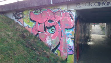 Graffiti Wall - Photo by TOSPER - tosp, hrs, hoddstars