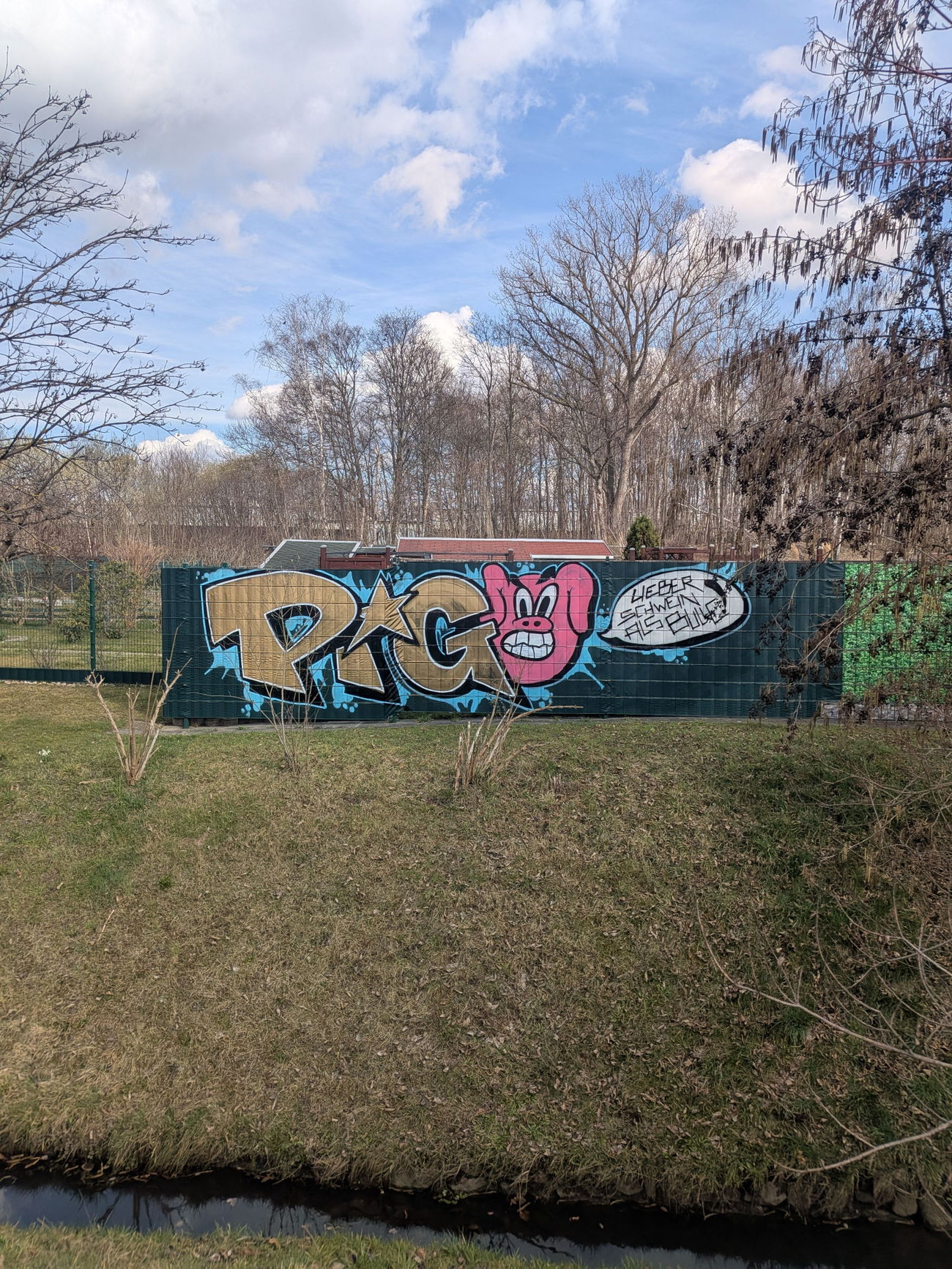 Graffiti Wall - Photo by TOYFEL