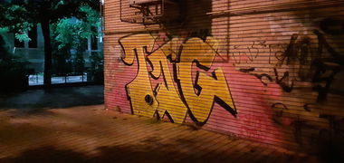 Graffiti Wall - Photo by TRAM1 (2022)