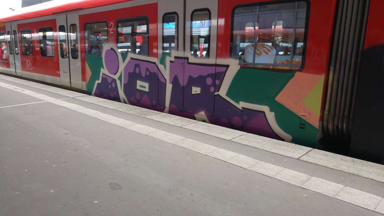 Graffiti Train - Photo by TagHagel - ior, iors (2017)