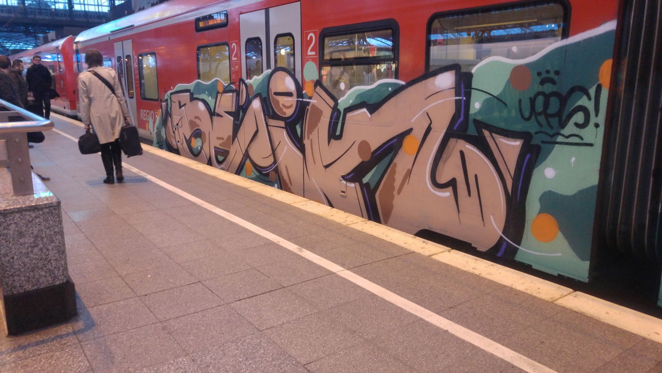 Graffiti Train - Photo by TagHagel - Beik, upps (2018)