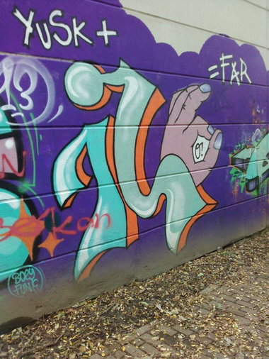 Graffiti Wall in Essen - Photo by TagHagel - Yusk, Far, ilo (2014)