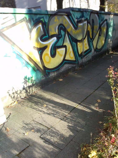 Graffiti Bombing in Essen - Photo by TagHagel - KTM, Essen (2014)
