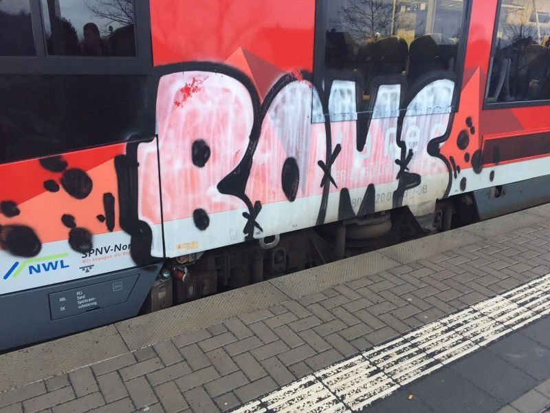 Graffiti Train - Photo by TagHagel - BOMS, Köln, Cologne (2017)