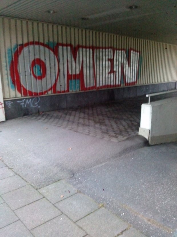 Graffiti Bombing - Photo by TagHagel - OMEN, Köln, Cologne