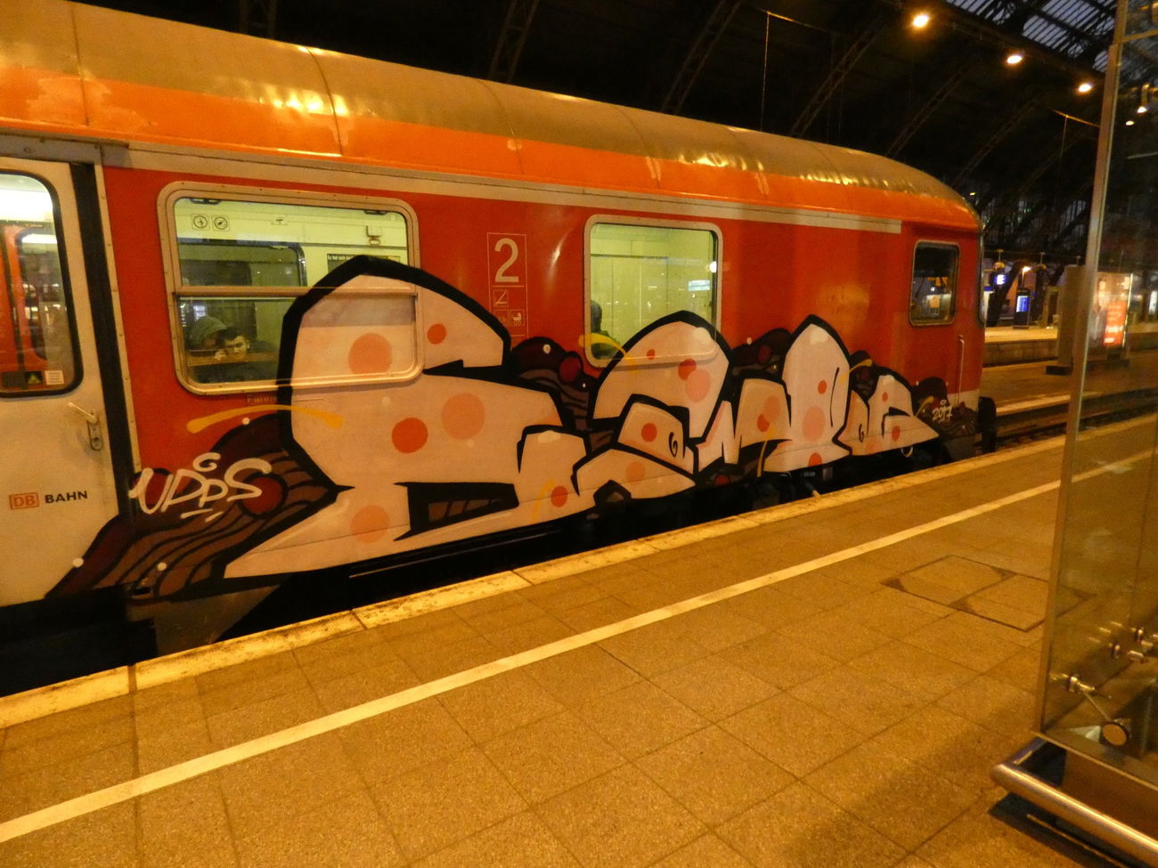 Graffiti Train - Photo by TagHagel - upps (2017)